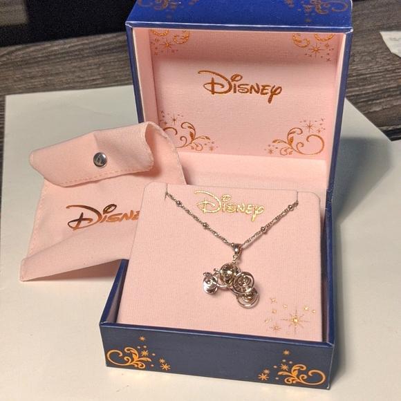 Rocklove x Disney Cinderella Pumpkin Coach Necklace - Picture 4 of 5